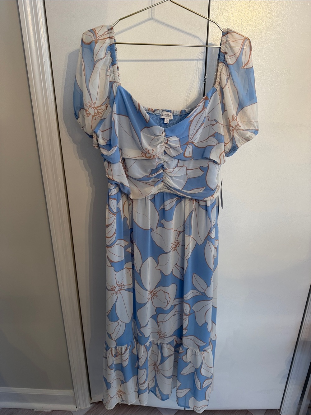 Blue Floral Puff-Sleeve Midi Dress